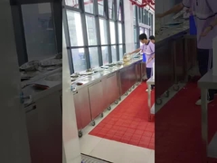 Μηχανή πλύσης πιάτων